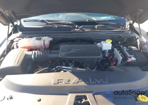 2022 Ram 1500 Big Horn 4X4 6'4 Box z USA, uszkodzony, nr VIN 1C6RRFBG8NN279032